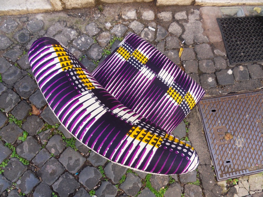 Lavoro di rivestimento e fornitura di tessuto wax per OfficineAdda